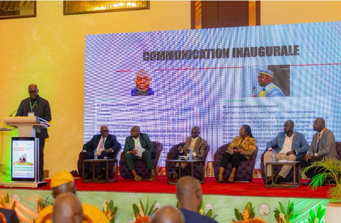 𝐆𝐫𝐞𝐞𝐧 𝐈𝐧𝐯𝐞𝐬𝐭 𝐀𝐟𝐫𝐢𝐜𝐚 𝐚𝐮 𝐜œ𝐮𝐫 𝐝𝐮 𝐅𝐨𝐫𝐮𝐦 𝐑𝐞́𝐠𝐢𝐨𝐧𝐚𝐥 𝐬𝐮𝐫 𝐥𝐚 𝐂𝐨𝐡𝐞́𝐬𝐢𝐨𝐧 𝐒𝐨𝐜𝐢𝐚𝐥𝐞